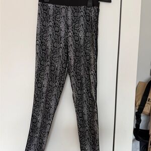 Topshop Black and Gray Snake Print Leggings